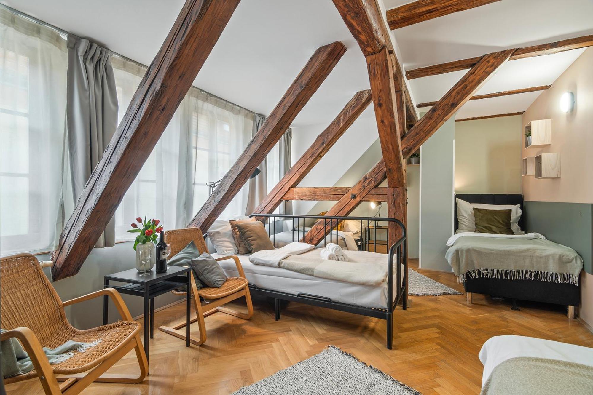 Charles Bridge Historical Apts By Michal&Friends ปราก ภายนอก รูปภาพ